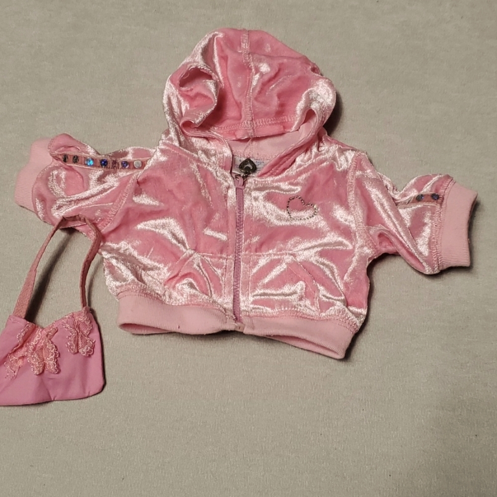 Build-a-bear top and accessory